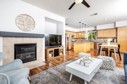 6050 Ventura Way, Folsom CA  95762-5563 exterior