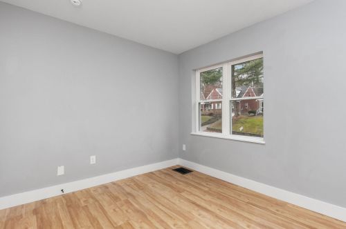 1420 Amsterdam Rd, Covington KY  41011-2052 exterior