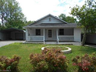 534 Mccreary St, Winston Salem NC  27105-3704 exterior