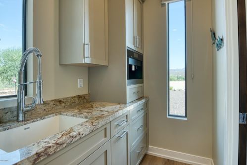 19142 Tonto Verde Ct, Scottsdale AZ 85263-5209 exterior