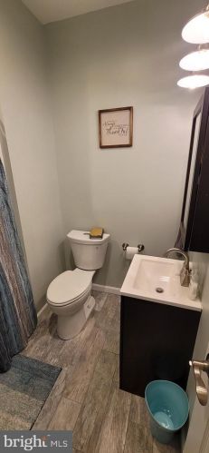 3566 Muirwood Dr, Newtown Square PA  19073 exterior