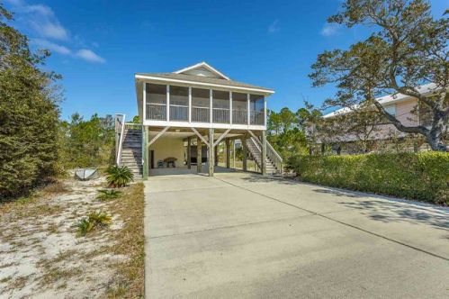 1452 Alligator Dr, Ochlockonee Bay FL  32346-5118 exterior
