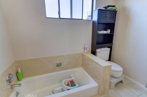 5089 Meadow Lark Ln, Lake Nacimiento CA  93446-4261 exterior