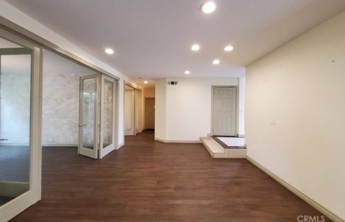 6162 Morningside Dr, Huntington Beach CA 92648-6103 exterior