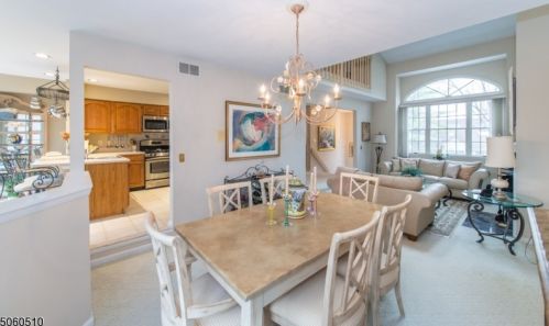 7 Christopher Ct, Lincoln Park NJ  07035-2104 exterior