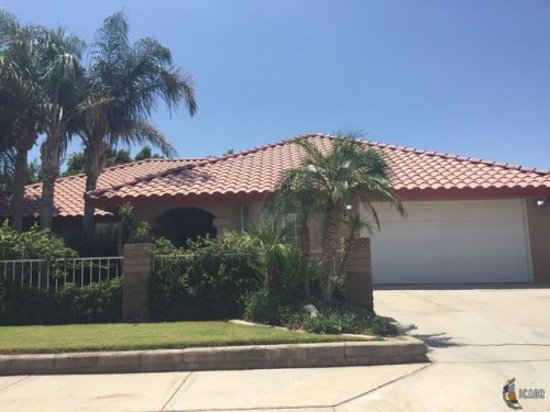 1375 Vista Verde Dr, Holtville, CA 92250-9613