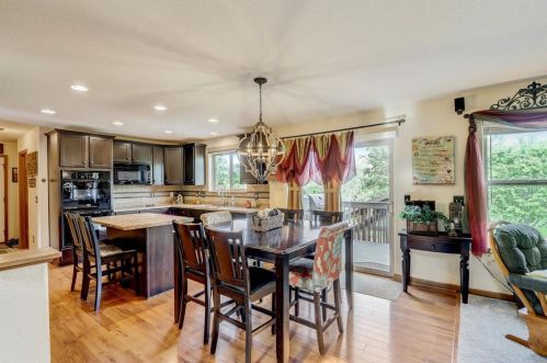 6109 108 Ave, Kenosha WI 53142-7263 exterior