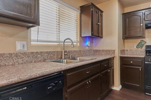 12321 Georgia Ct, Victorville CA  92392-7470 exterior