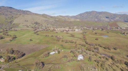 30520 George Smith Rd, Orange Cove CA  93675-9635 exterior