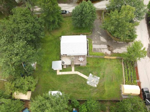 39 Essex Dr, Raymond NH  03077-2609 exterior