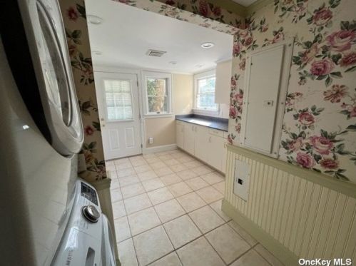 65 Brower Ave, Woodsburgh NY  11598-1746 exterior