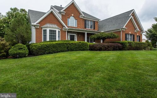 5594 Tucson Ct, Haymarket VA  20169-3145 exterior