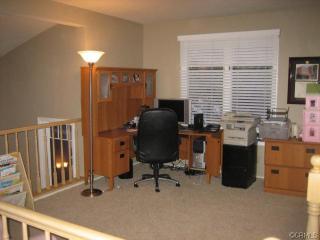 2863 Butter Creek Dr, Pasadena, CA 91107-5921