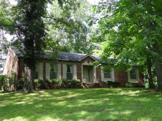 956 Oaklawn Dr, Cookeville, TN 38501-2908