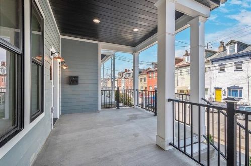 5324 Keystone St, Pittsburgh, PA 15201-2523