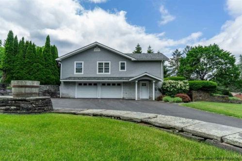 35 Wilkie Ave, Kingston, NY 12401-6121