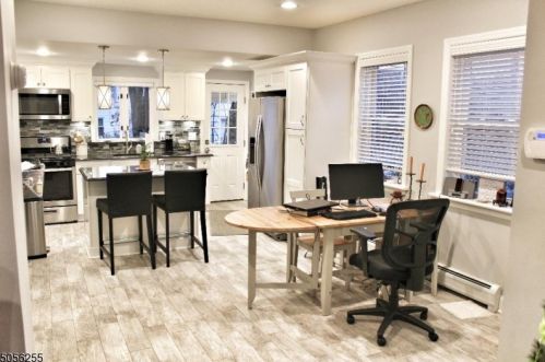 145 Pake St, Nutley NJ  07110-3023 exterior