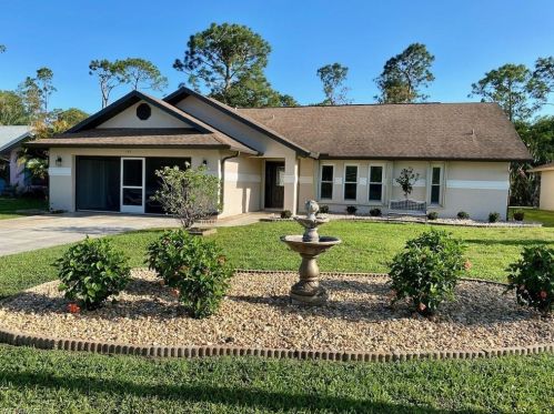 146 Versailles Cir, Naples, FL 34112-7163