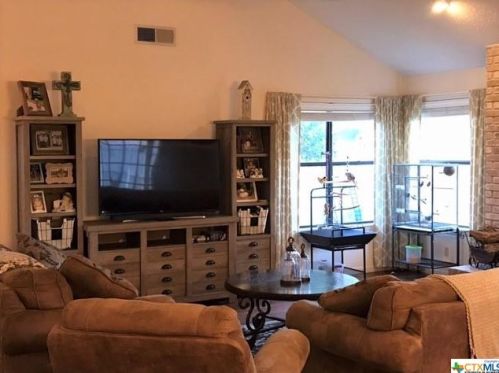 804 Santa Fe, Victoria, TX 77904-3020