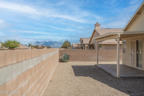 1181 Chamberlain Pl, Tucson, AZ 85745-3373