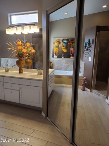 3398 Abrego Dr, Green Valley AZ  85614-3641 exterior