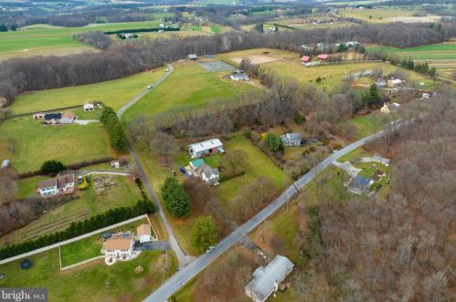 4024 Glenville Rd, Cochranville, PA 19330-9736