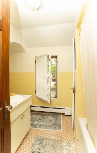 139 86, Milwaukee WI 53214-4356 exterior