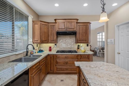 1371 Kirkmichael Cir, Riverside CA  92507-8426 exterior