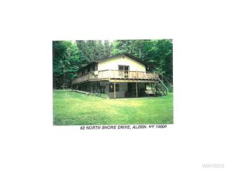 62 Shore Dr, Townline, NY 14004-9204