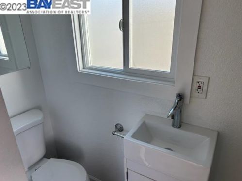 208 2nd Ave, Pacifica CA  94044-2202 exterior