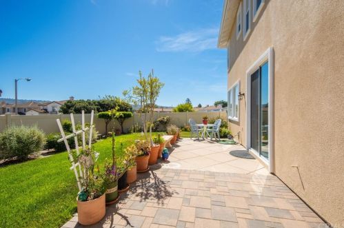 2056 242nd St, Lomita CA  90717-1116 exterior