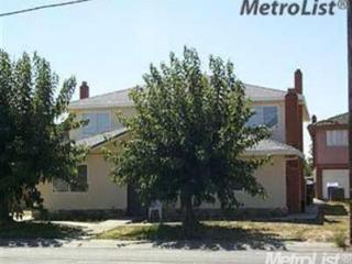 7570 24th St, Sacramento, CA 95822-5618