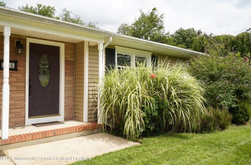 405 Valley Way, Bricktown, NJ 08723-4913