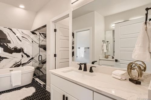 229 Ogden St, Denver CO  80209-2321 exterior