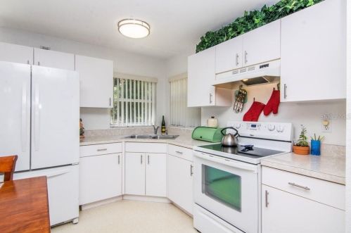 12344 Lakeview Dr, Dade City FL  33525-8191 exterior