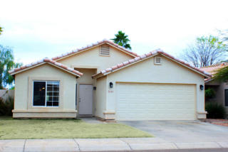 3621 Saguaro Park Ln, Glendale, AZ 85310-3386