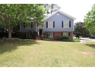 2984 Shady Woods Cir, Lawrenceville, GA 30044-2573