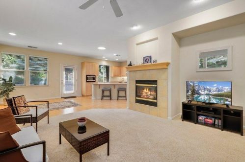 135 Starling Cir, Grass Valley CA  95945-5761 exterior