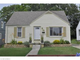 216 Willow Ave, Massillon, OH 44646-4546