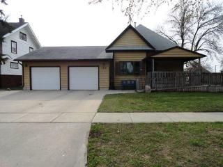 1219 Main St, Roselle, IA 51401-1919