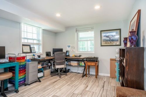 200 Mountain Rd, Hartford CT  06111-1509 exterior