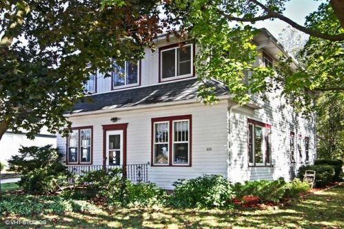 626 Elm St, Allenton, WI 53002-1013