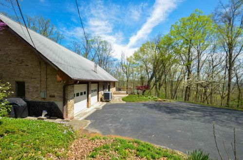 410 Mason Rd, Covington KY  41015-1935 exterior