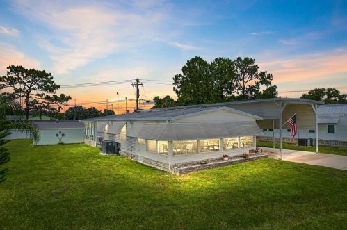 5018 Northshore Dr, Polk City, FL 33868-9376