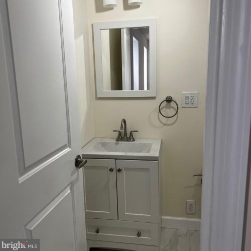 616 Mckean St, Philadelphia PA  19148-2415 exterior