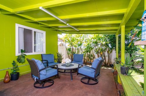 2266 Amokemoke St, Pearl City HI  96782-1347 exterior