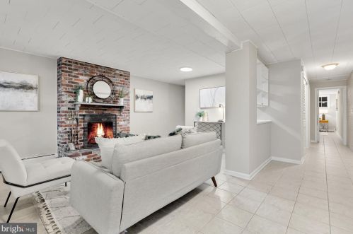 124 6 St, Washington DC 20002-2215 exterior