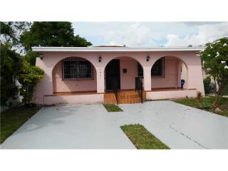 5831 5th Ter, Miami, FL 33144-3907