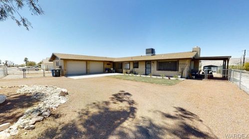 2017 Bermuda Dr, Bullhead City, AZ 86442-5539