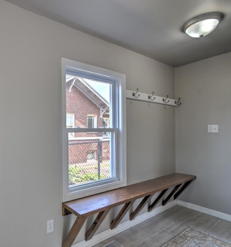 654 Johnson St, Gary IN  46402-2139 exterior